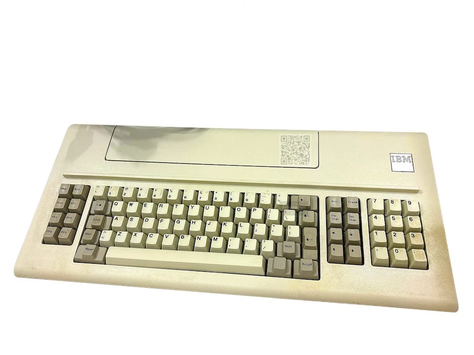 8323239 I IBM Model F 330X-11 QWERTY DA-15 Low Profile Terminal Keyboard - Image 2 of 4