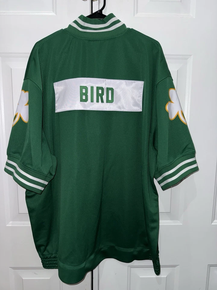 Camisa de tiro Mitchell & Ness NBA 1983-84 Boston Celtics Larry Bird 3XL 56 Foto 2 de 4