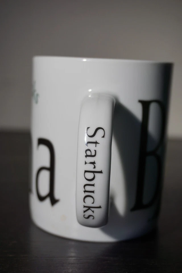 Starbucks Barcelona City Mug Collector Series 16oz Coffee Tea Mug 2002 - Image 4 of 4