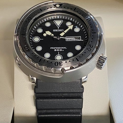 Seiko Tuna 7C46-7011 48mm Professional Diver Day-Date 300M | eBay