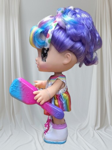 Bambola Kindi Kids Rainbow Kate Snack Time Friends Pre-Scuola 10” pronta per essere regalata - Foto 5 di 5