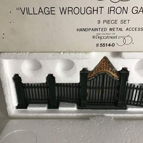 Dept 56 Dickens Accessory "Village Wrought Iron Gate and Fence" 9 pc set 5514-0 - Picture 4 of 4