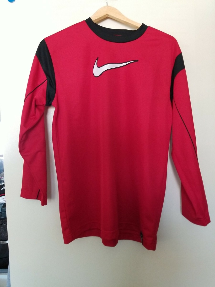 red and black nike long sleeve shirt
