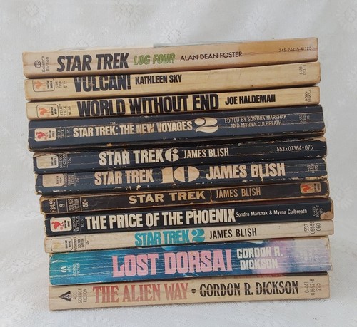 9 Mixed Authors Star Trek And 2 Gordon R. Dickerson Paperback Books - Picture 10 of 12