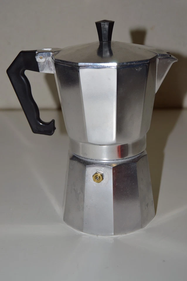 Bonita cafetera espresso Primula Express de aluminio con estufa Foto 2 de 4