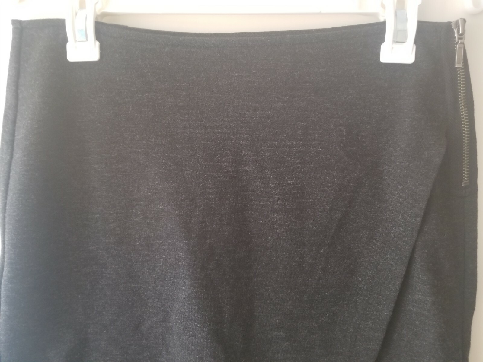 CAbi Basic Solid Gray Side Zip Above the Knee Wor… - image 2