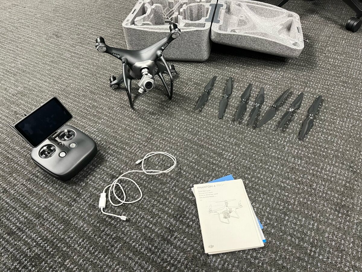 DJI Phantom 4 Pro Plus Obsidian Edition - Used 190021297364 DJI Phantom 4 Pro Plus Obsidian Edition - Used 190021297364