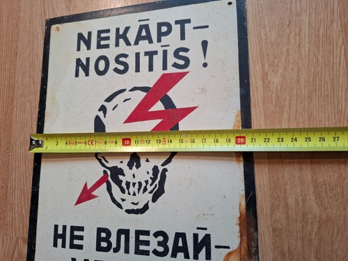 Vintage rusty Metal SKULL Sign WARNING DANGER KILL HIGH VOLTAGE Enamel original - Picture 6 of 22