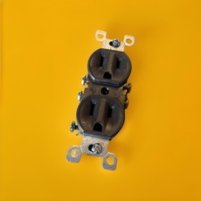   Leviton Duplex Outlet Receptacle 15A 125V Brown Residential Grade  10 Units  