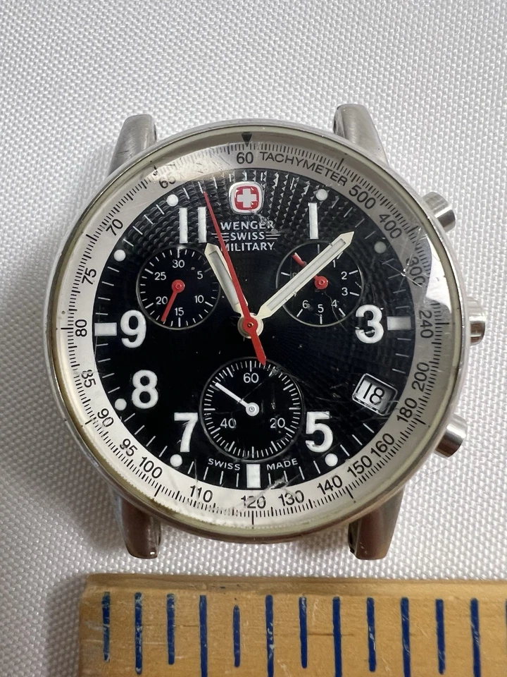 Reloj pulsera cronógrafo de cuarzo para hombre Wenger Swiss Army 747XX/T de colección no funciona Foto 2 de 3