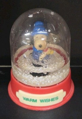 Vintage PEANUTS Snoopy & Woodstock ''Warm Wishes'' Willitts Snow Globe Winter