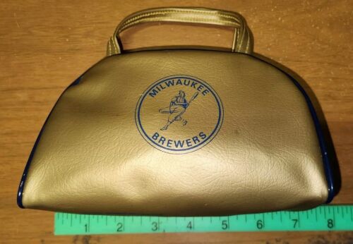 Milwaukee Brewers Gold VINYL BAG AIRLINE TEXTILE MFG CO. DES MOINES, IOWA