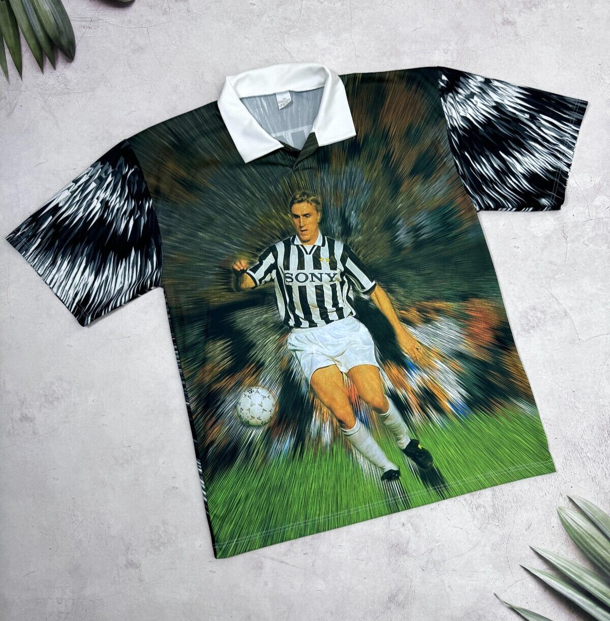 Vintage Juventus T-Shirt #9 Alen Boksic Legend Fotballer size M
