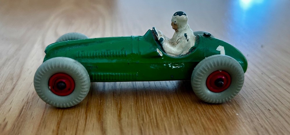 Dinky Cooper-Bristol 233 (Repainted)