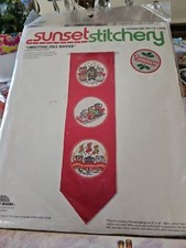 Vtg 1978 Sunset Stitchery Holiday Winter Christmas Mice Banner Crewel 2050