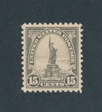drbobstamps US Scott #566 Mint Lightly Hinged XF-S Stamp Cat $16