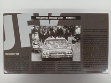 MiniChamps Lincoln Continental JFK Presidential Parade Car 1/43 [Age 13+]