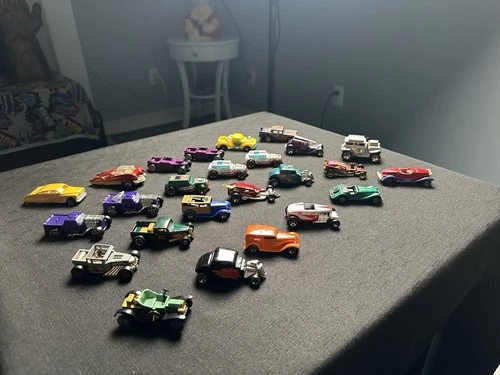 Hot Wheels Vintage Lot Of Hot Rods And Antique Vehicles Lot Of 25