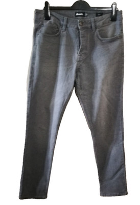 Bench Jeans Herren UK grau W32 L32 Slim Fit Eddie Modell Freizeithose Button Fly