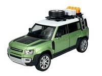Che Zhi Land Rover Defender 110 Green 1:24 Die Cast Metal Model New In Box Light