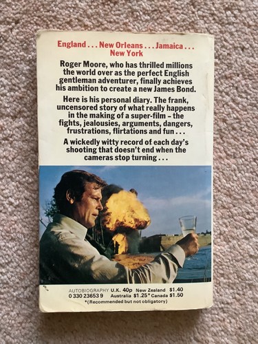 James Bond: Thunderball, Live & Let Die + Roger Moore als James Bond 007 Bücher - Bild 3 von 6