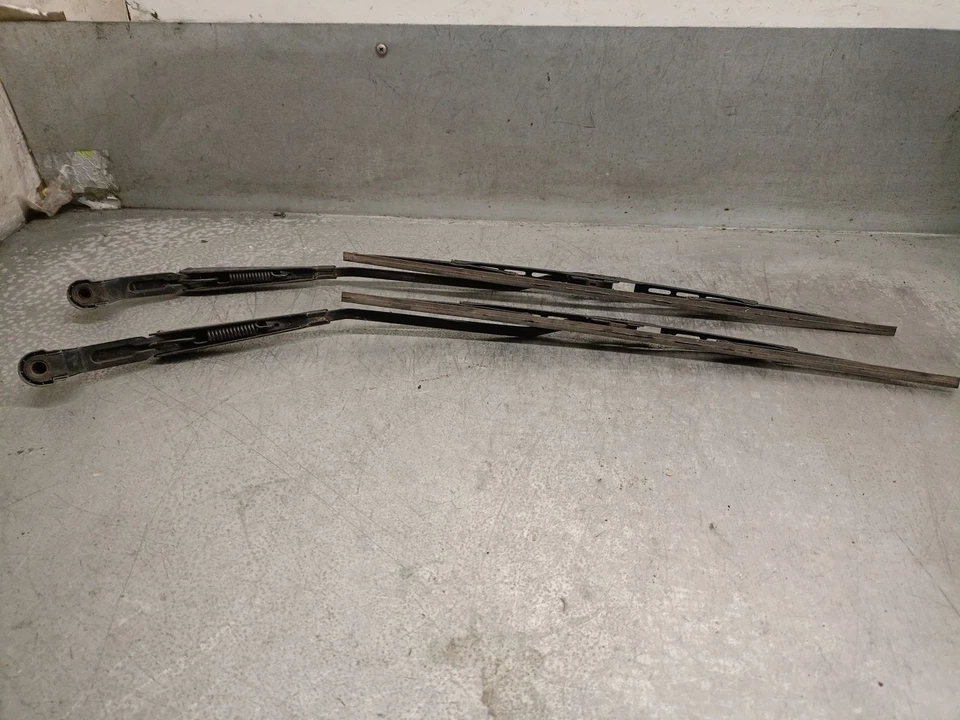 C20LE BRAZO LIMPIA DELANTERO DERECHO / 5413321 PARA DAEWOO ARANOS 2.0 - Imagen 2 de 4