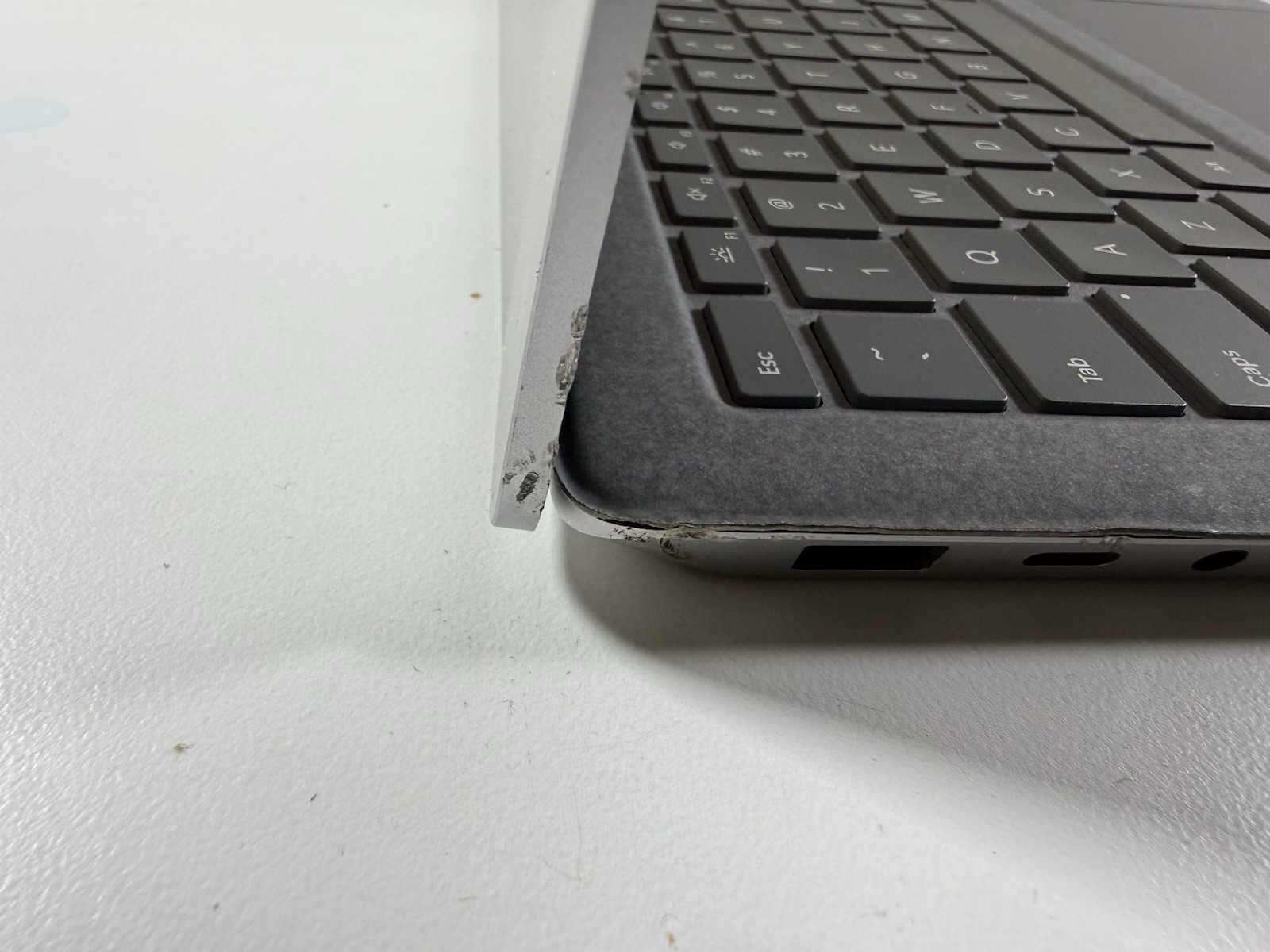 Microsoft Surface Laptop 5 13.5''  1950 Intel Core i7-1265U 16GB RAM 512GB NVME — image 13