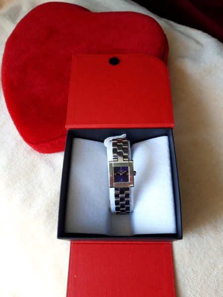 Reloj Tissot 1853/chica/pulso 19cm /caja 2,3cm/esfera azul/acero Inox/Swiss Made