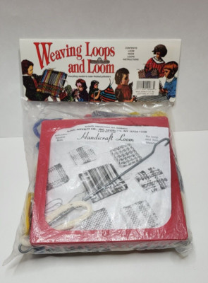 Weaving Loops & Loom Wool Novelty Company 7.25x7.25 Pot Holder Maker New