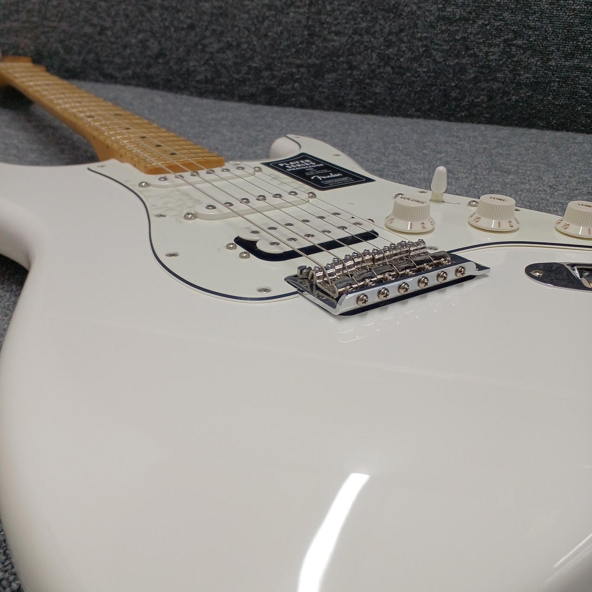 FENDER PLAYER STRAT HSS MN PWT Electric Guitar | eBay