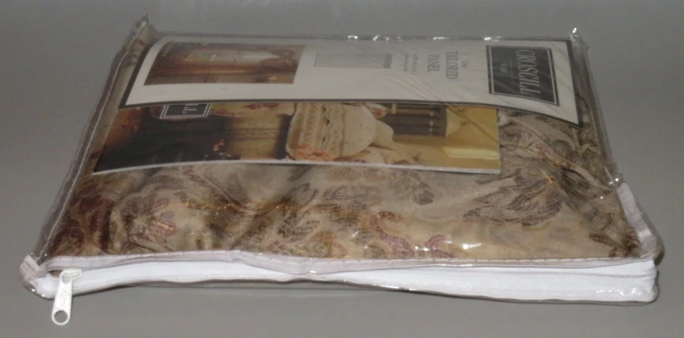 Cortina de ventana panel transparente a medida Croscill Home Windsor 59" x 84" estilo 8317 Foto 4 de 4