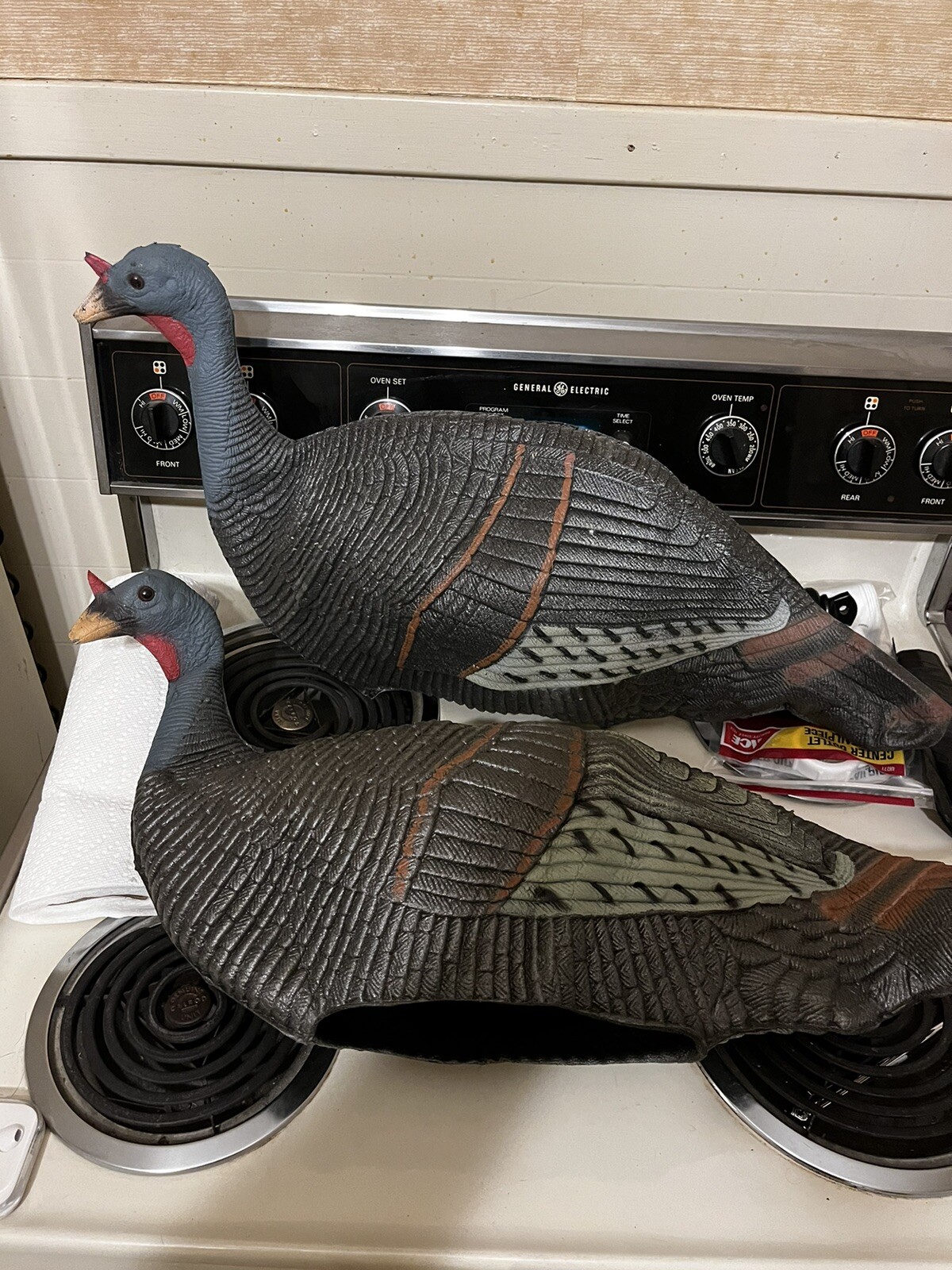 2 Mossy Oak Turkey Decoy Upright Hen MOTT01742 Foam Hunting Lightweight