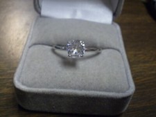 Sterling Silver 925 Ladies Cubic Zirconia Solitaire Ring 2.1 grams