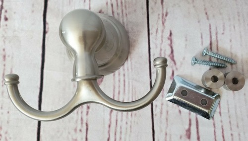 NWOT New, Never Used Chrome Double Wall Hook - Includes All Hanging Hardware - Picture 4 of 8