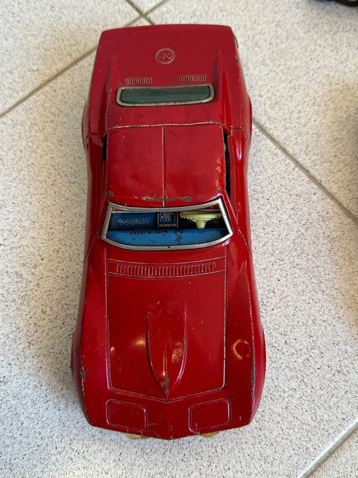 Lotto macchinine in latta e plastica vintage - Immagine 3 di 4