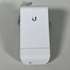 Ubiquiti Networks NanoStation LOCOM2 2.4 Ghz Airmax Wireless Access Point