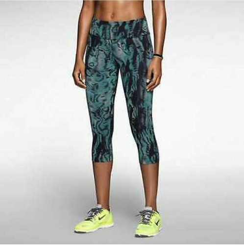 nike capri leggings with pockets