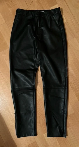 Zara Kunstleder Leggings Größe 152, Schwarz