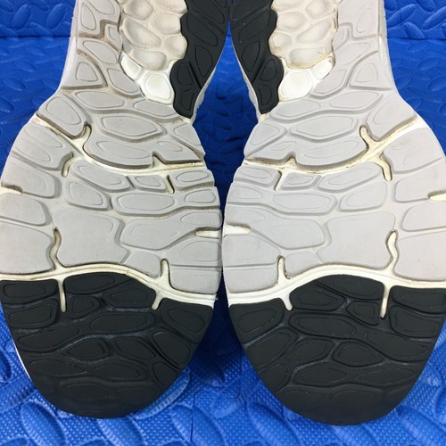 New Balance Fresh Foam 880 Womens Running Shoes Black Athletic Sneakers Sz 7.5B - Picture 10 of 13