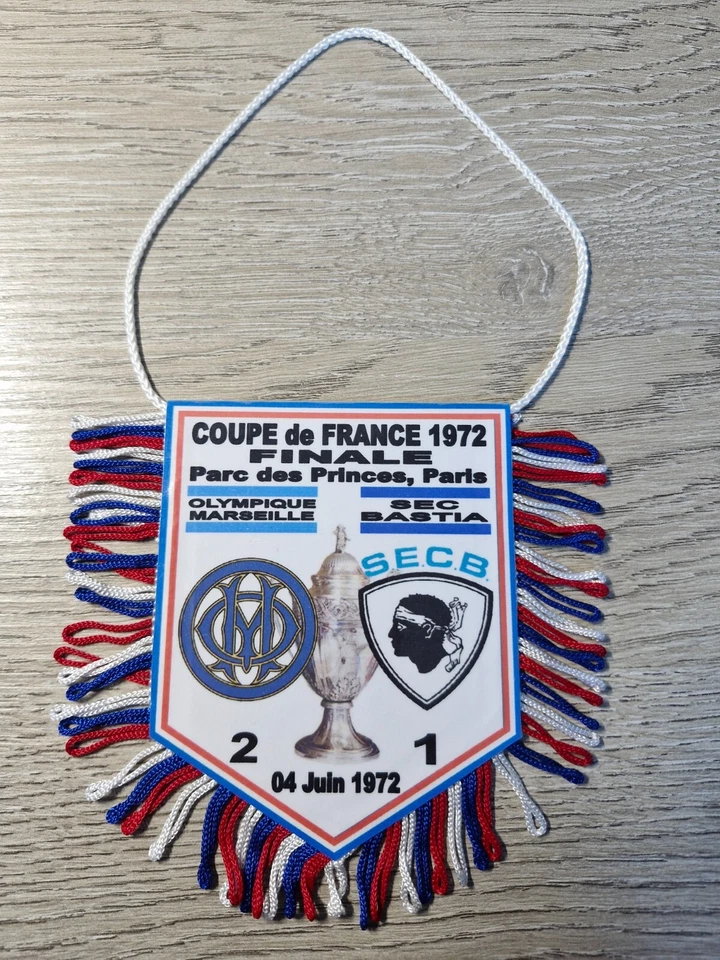 FANION FOOTBALL FINALE COUPE de FRANCE 1971/1972 OM MARSEILLE - SEC BASTIA - Photo 1/1