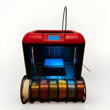 FlashForge Finder 3D Printer + 7 Filaments + USB And Power Cable