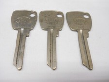 D.L. YH9 Key Blank Fits Yamaha Motorcycle YM29 Y77G Lot of 3