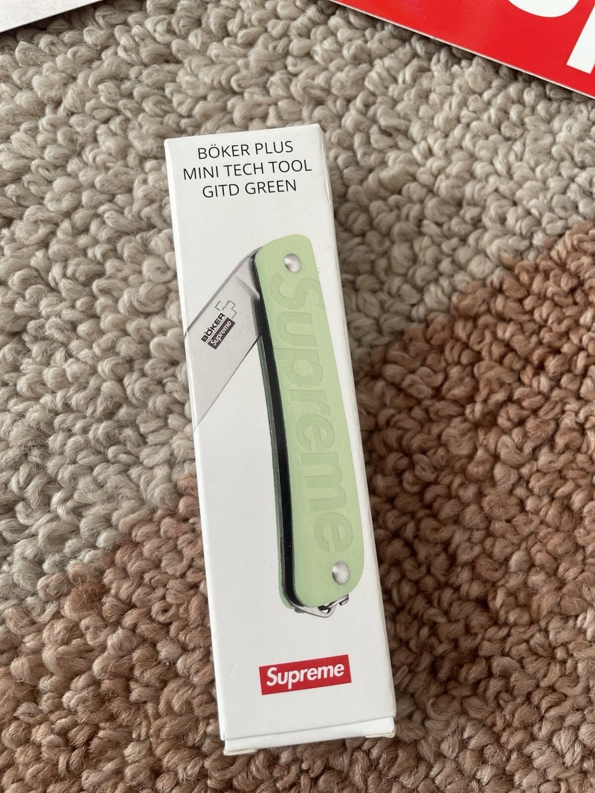 Supreme Boker Glow in the Dark Porte clés Couteau Glow in the Dark