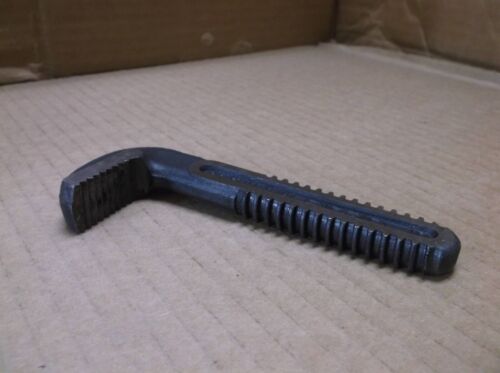 31605 Rigid NEW In Box 10" Pipe Wrench Hook Jaw 1VTL8 - Picture 2 of 4