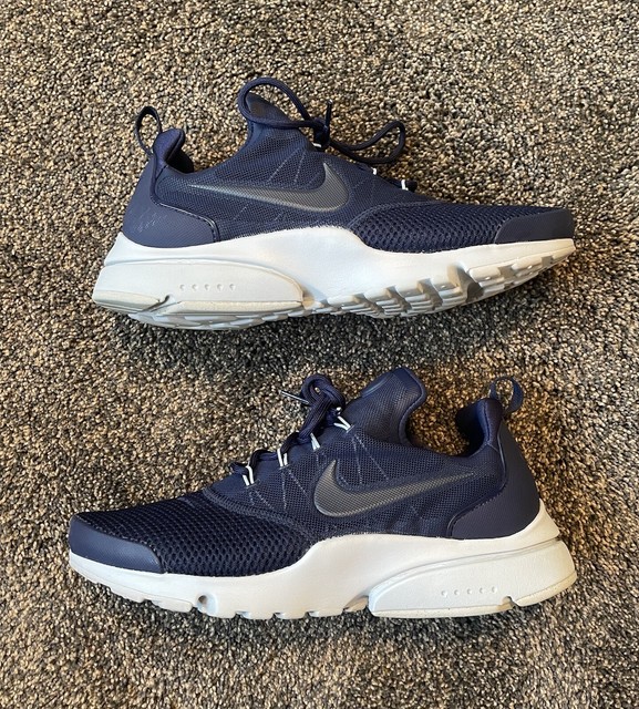 presto fly sneaker navy