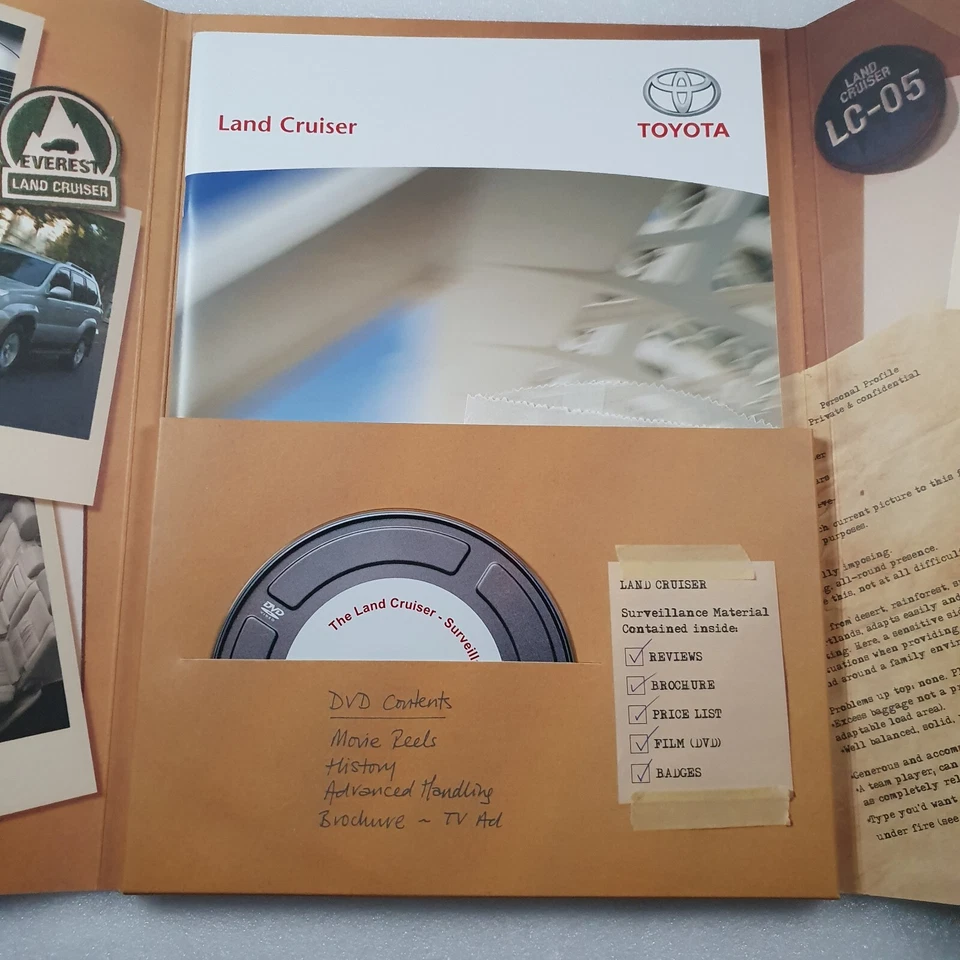 2006 Toyota Land Cruiser sales Brochure Dealer Pack - CD - cloth Badges Etc - Image 4 of 4