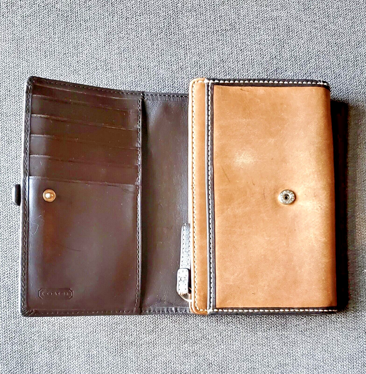 Vintage Coach Soho Buckle Bifold Brown Leather Wallet with Zip