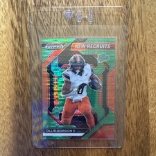 2024 Prizm Draft Picks Ollie Gordon II New Recruits Green Pulsar /25 Book End
