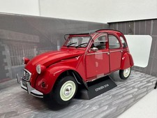702-044 Solid 1/18 Citroen 2CV6 ROUGE 1982