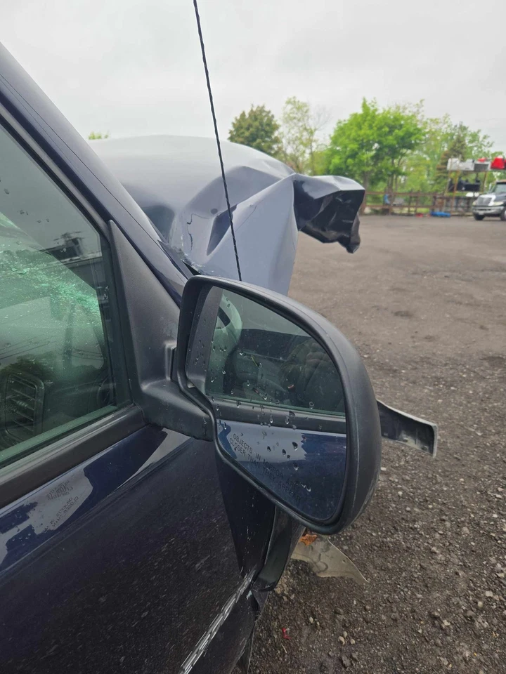 Espejo puerta derecho chevy silverado 2500 99 00 01 02 03 04 05 06 07 Foto 2 de 2